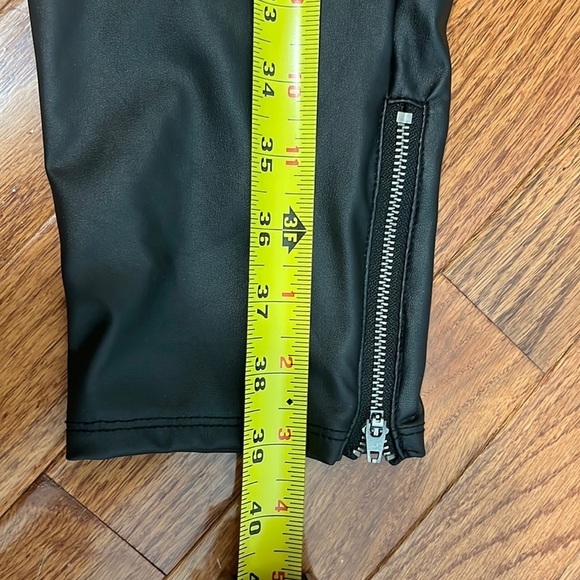 NWT Torrid Full Length Signature Waist Faux Leather Zipper Legging - Picture 12 of 16